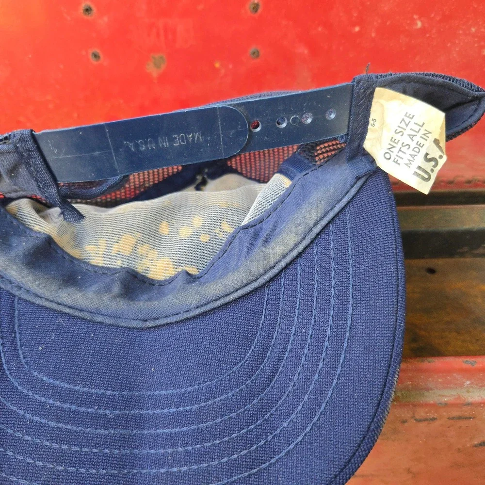 VTG Rocket Auto Parts Hat Navy Blue Mens OSFM Mesh Back Snapback Trucker Cap USA